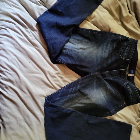 Jeans - Picture 1 of 2